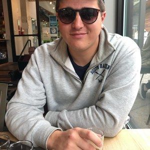 Meet your Posher, Travis